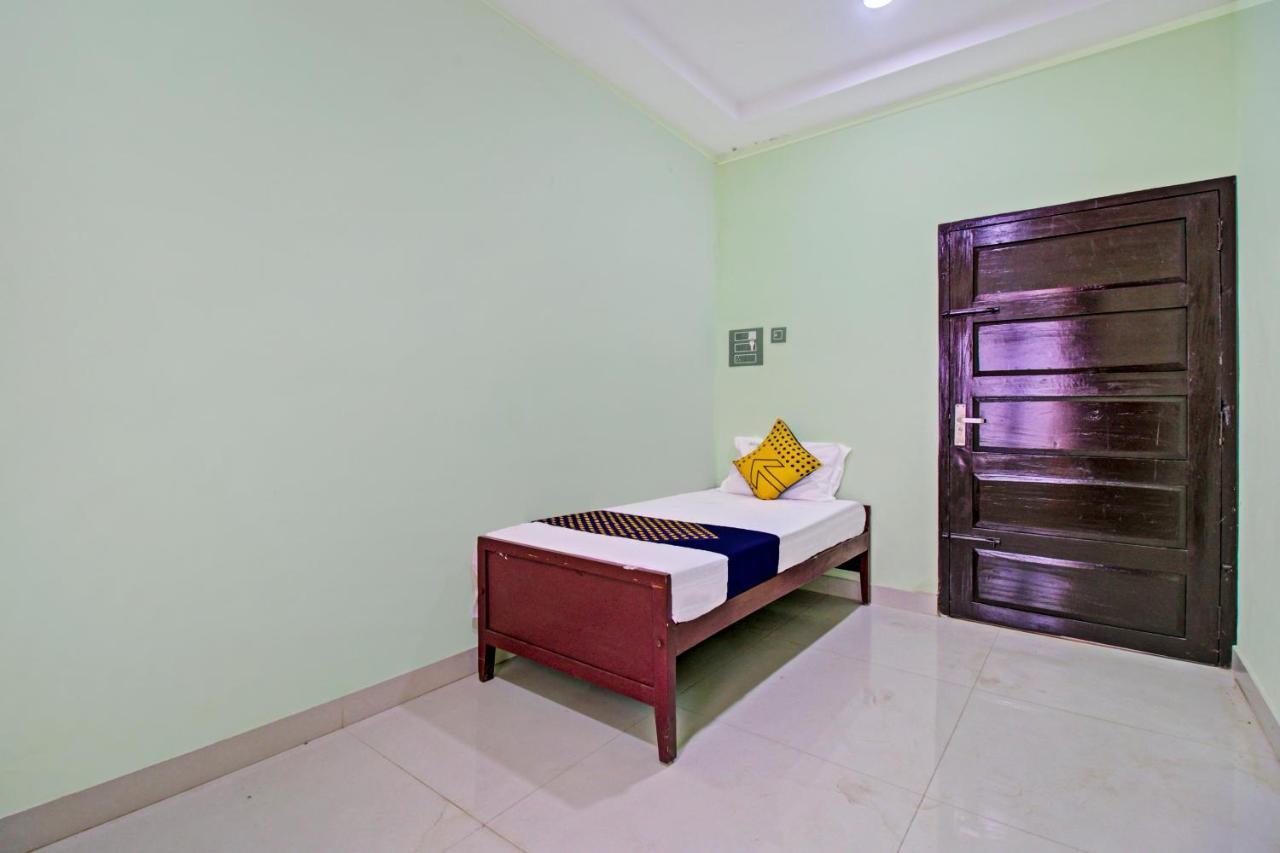 Spot On 73862 Jaya Tourist Home Varkala Exterior photo